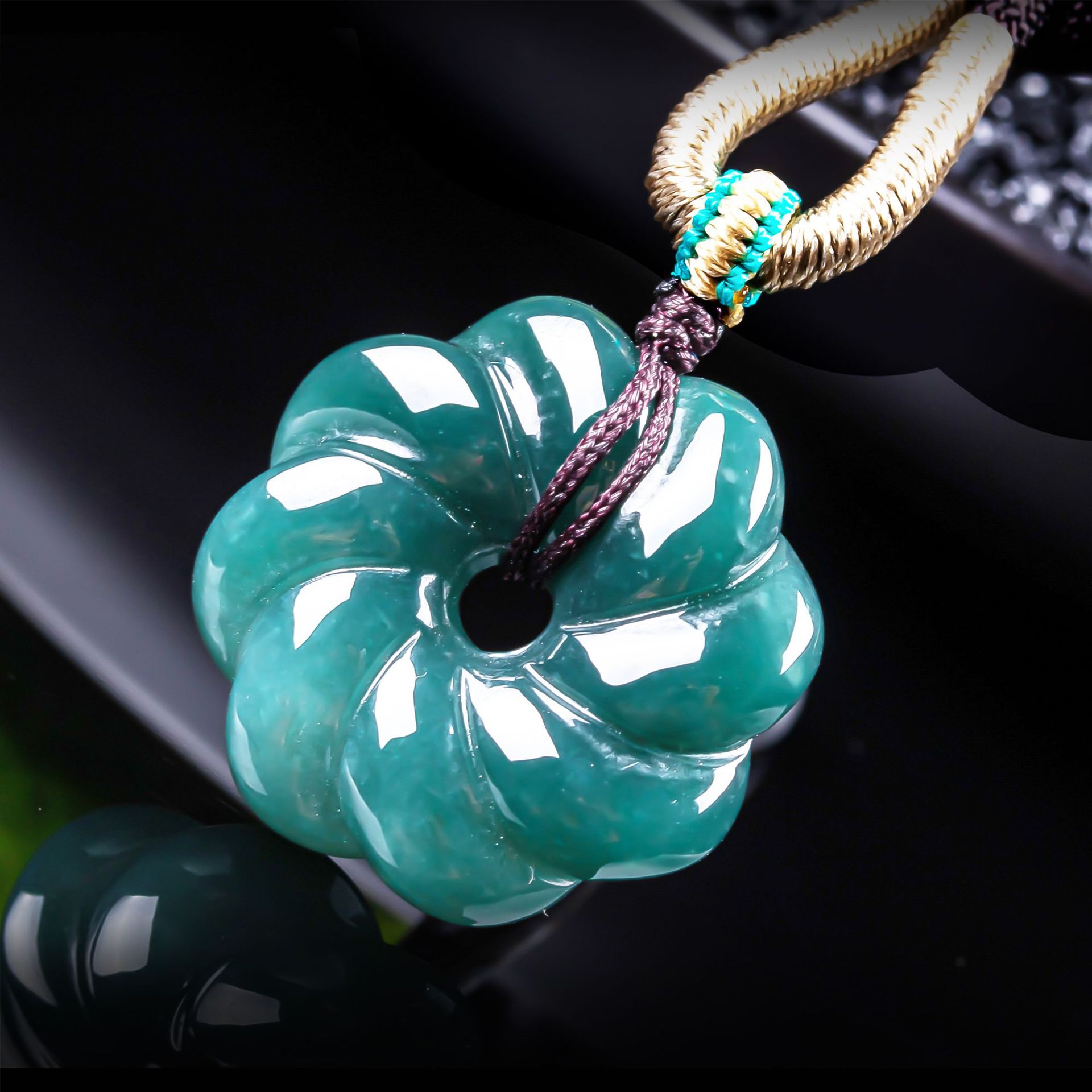 Jewelry & Watches Vitopoulos - Natürlicher burmesischer Jadeit-Blumenanhänger Halskette Accessoires Edelstein-Talismane
