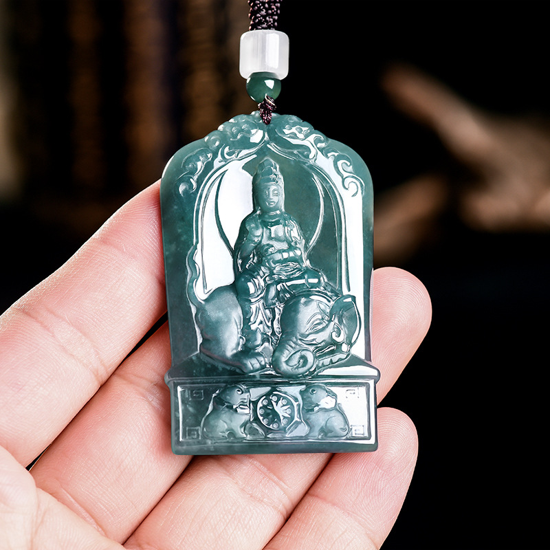 Jewelry & Watches Store - Natürlicher burmesischer Jadeit Guanyin Anhänger Halskette