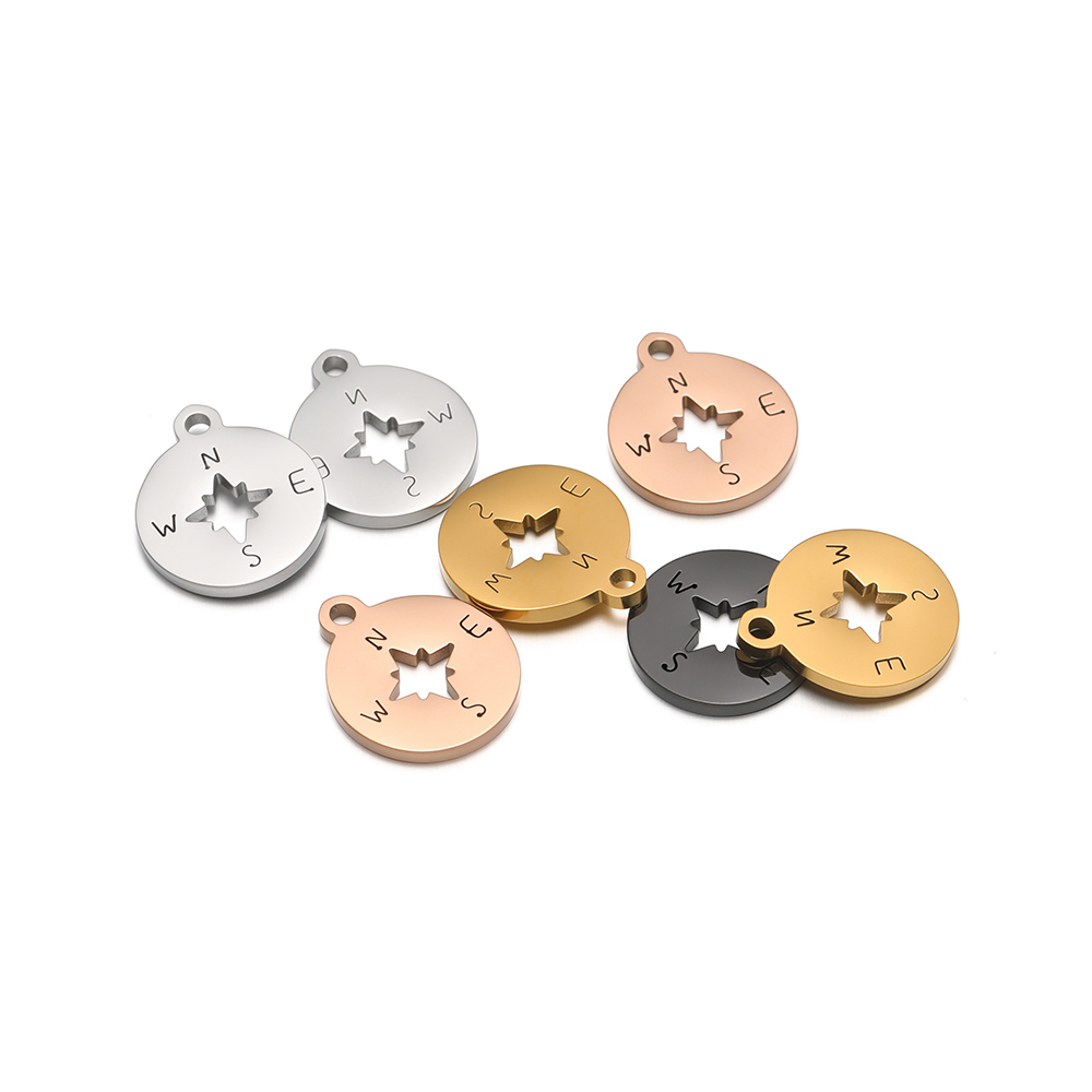Hoop Earrings - 5 Stück wasserdichte hohle Kompass-Charms aus