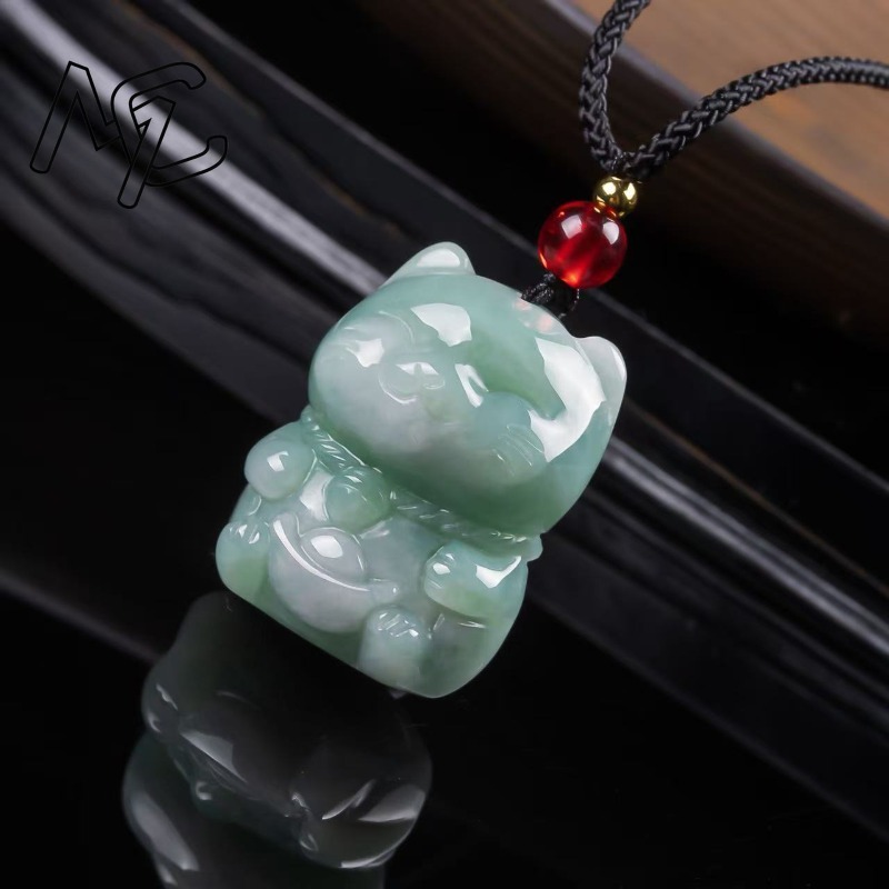 Natürlicher Smaragd-Jade Glück – Jewelry & Watches Vitopoulos Bewertung und Preis