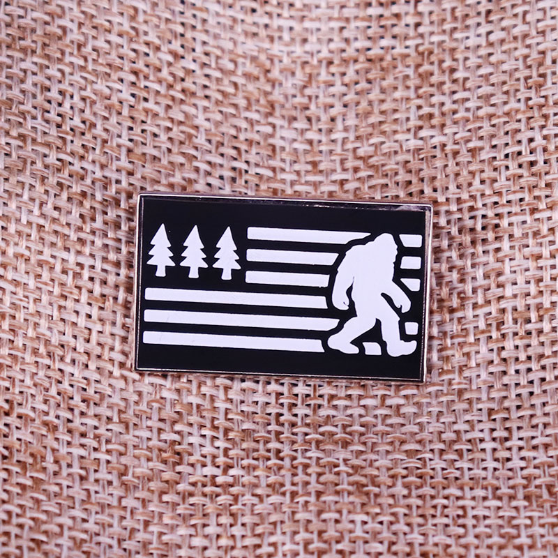 Amerikanische Flagge Bigfoot P – Pacific Jewelry & Watches Los Angeles Bewertung und Preis