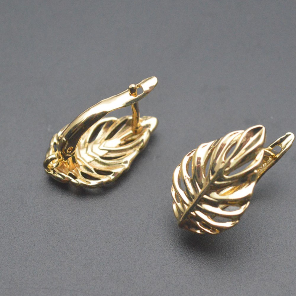 1/2 Stück 18K Vergoldete Messi – Hoop Earrings Bewertung und Preis