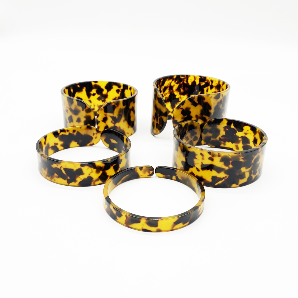 Schöne Frauen Tortoiseshll Arm – Pacific Jewelry & Watches Los Angeles Bewertung und Preis