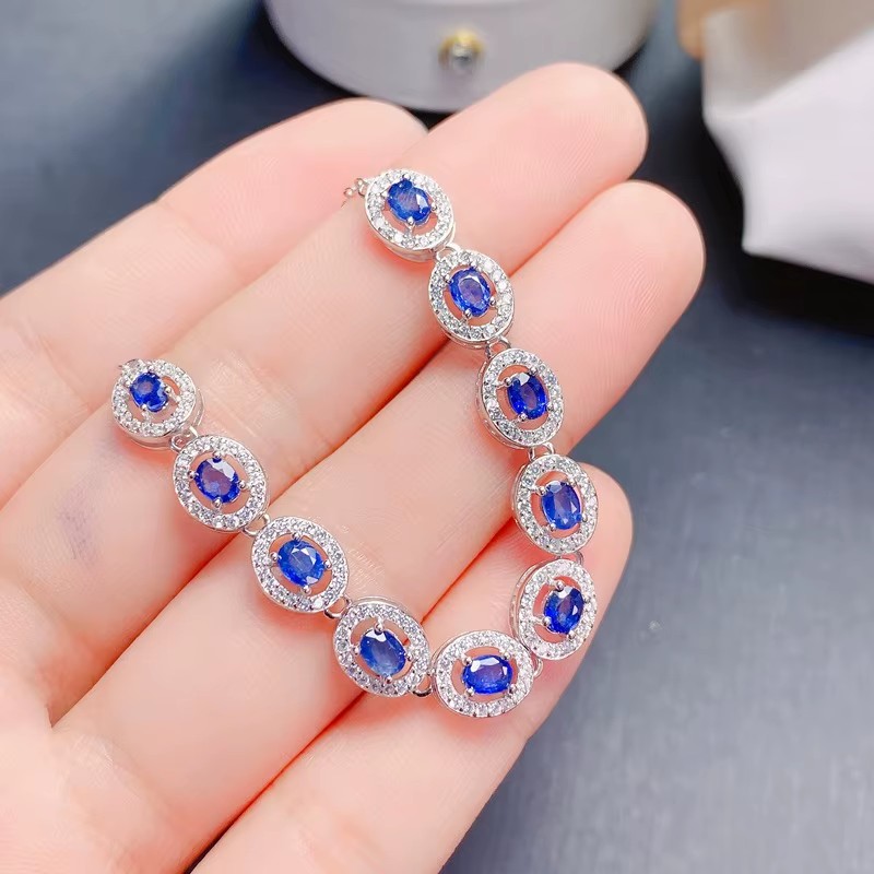 KJJEAXCMY edler Schmuck aus 92 – Al Ain Jewelry & Watches Exhibition 2025 Bewertung und Preis